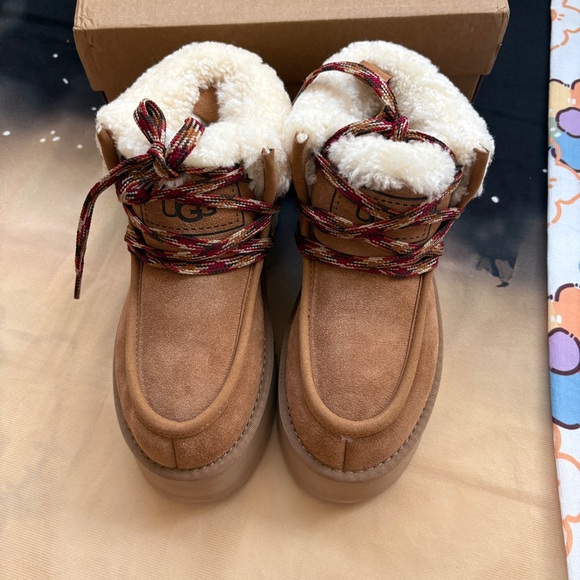 UGG Womens Funkarra Cabin Cuff Boots - Picture 2 of 8